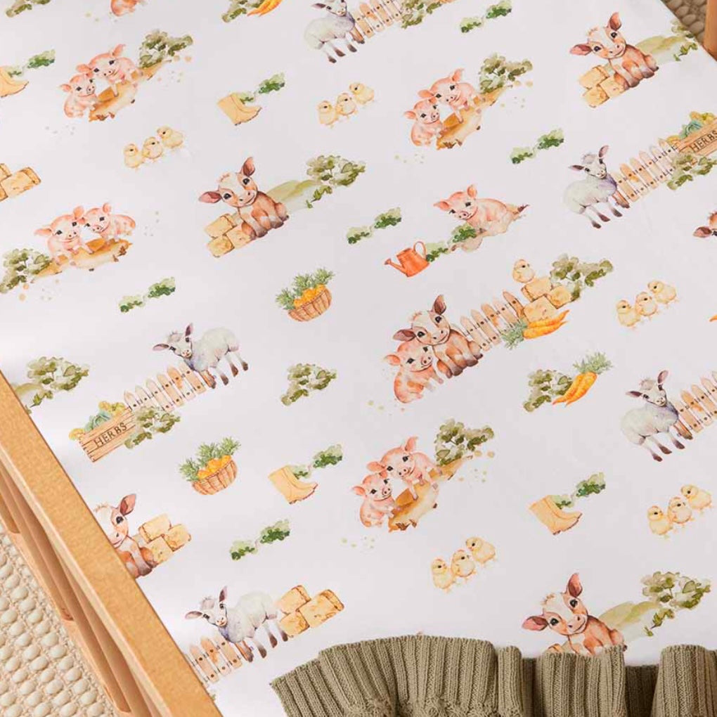 Snuggle Hunny / Farm / Cot Sheet